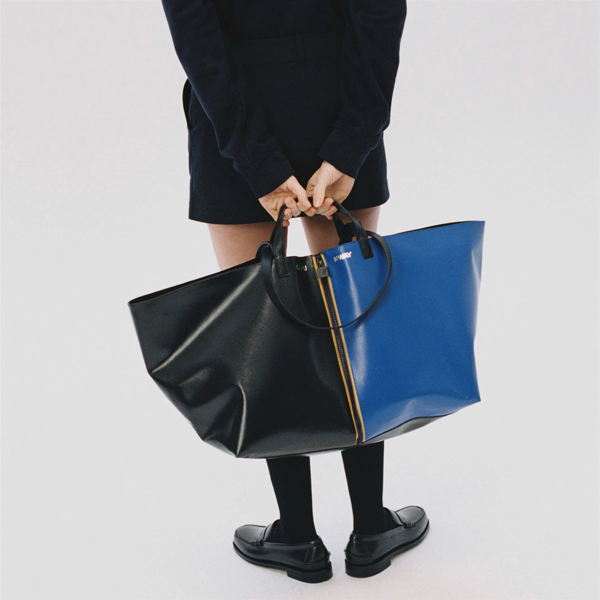 PRATIQUE LARGE - Bags - TOTE BAG - Unisex - BLACK-BLUE PRINCESS - Image 3