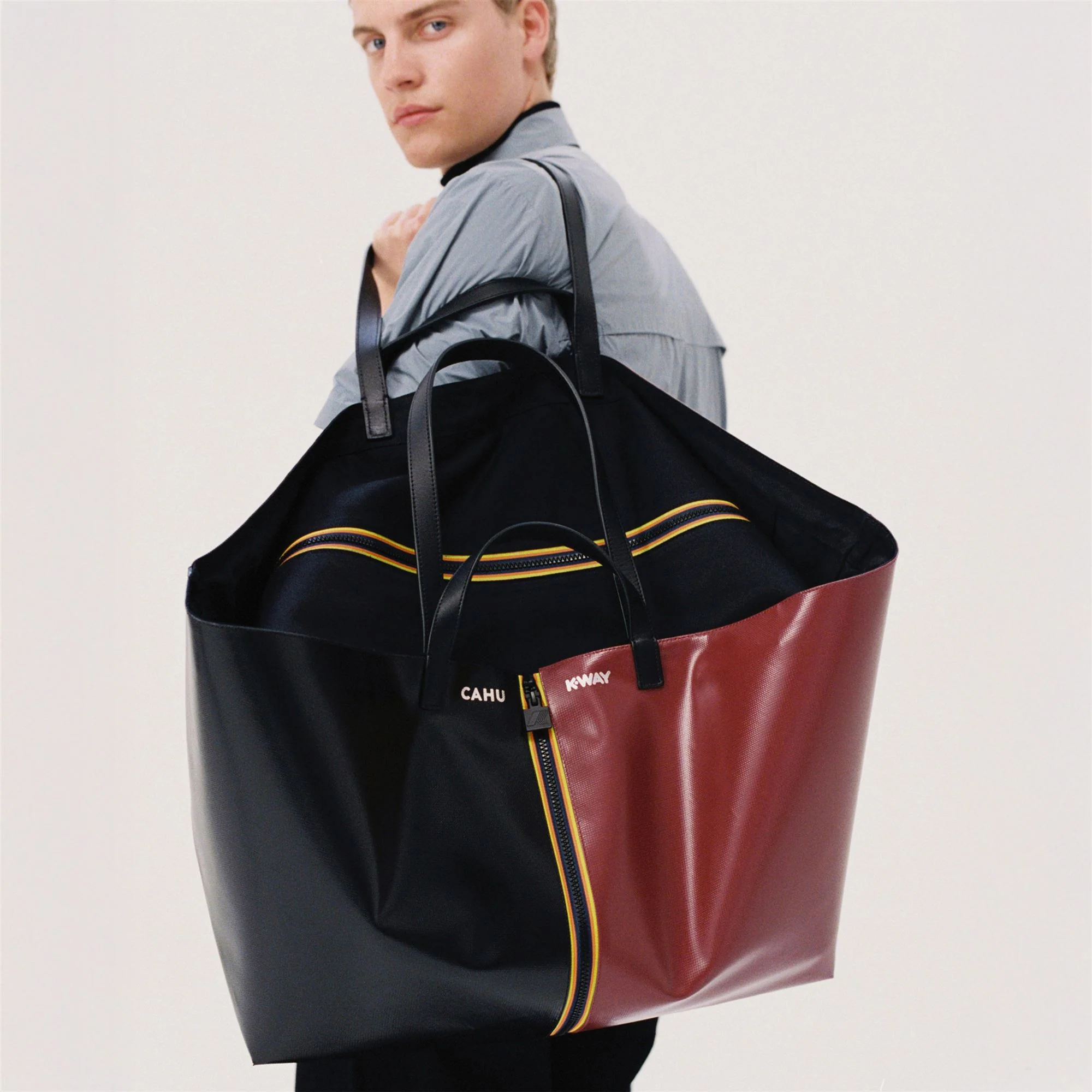 PRATIQUE LARGE - Bags - TOTE BAG - Unisex - BLACK-RED DK AMARANTO - Image 4