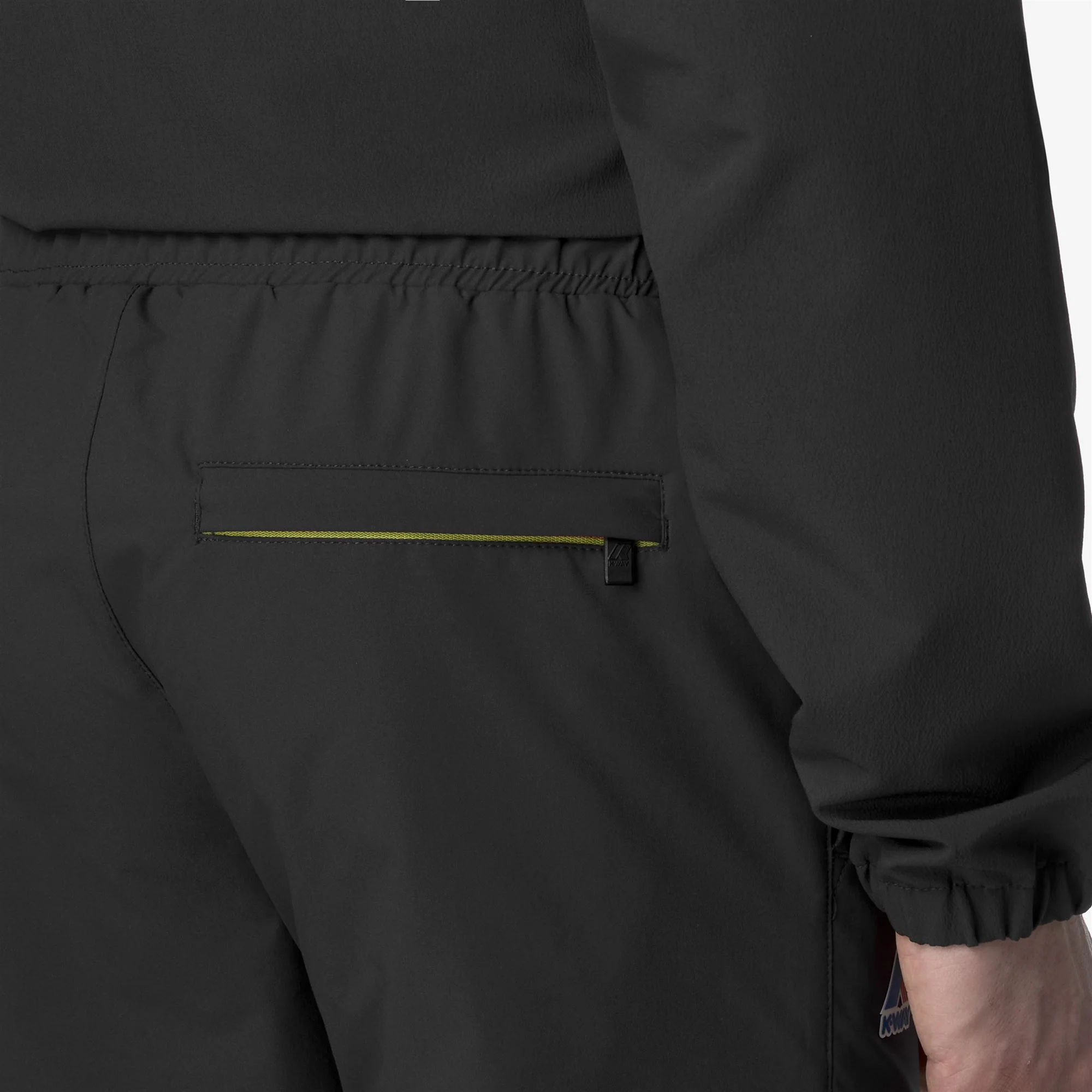 LE VRAI VIKTOR - Pants - Sport Trousers - Unisex - BLACK PURE - Image 3