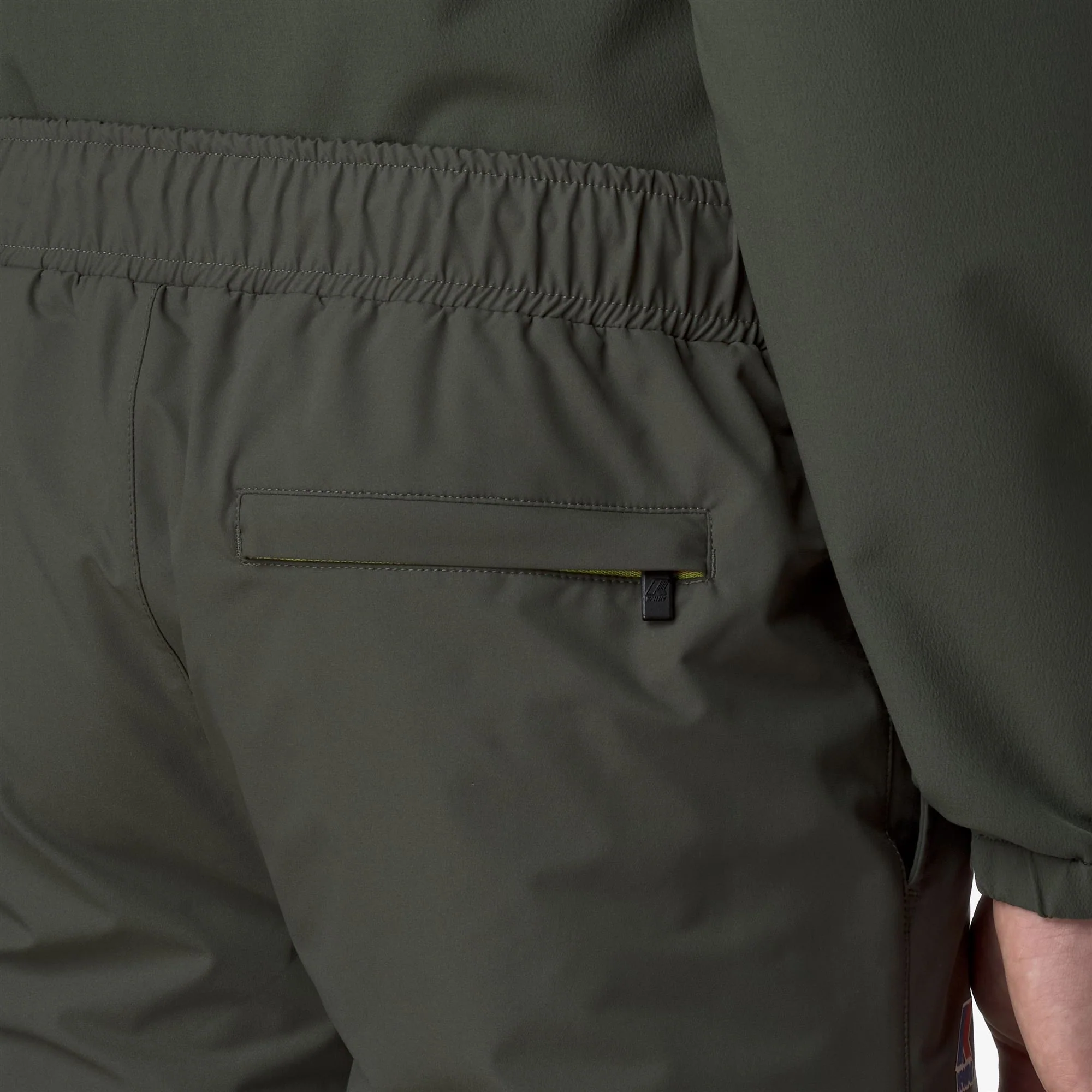 LE VRAI VIKTOR - Pants - Sport Trousers - Unisex - GREEN BLACKISH - Image 3