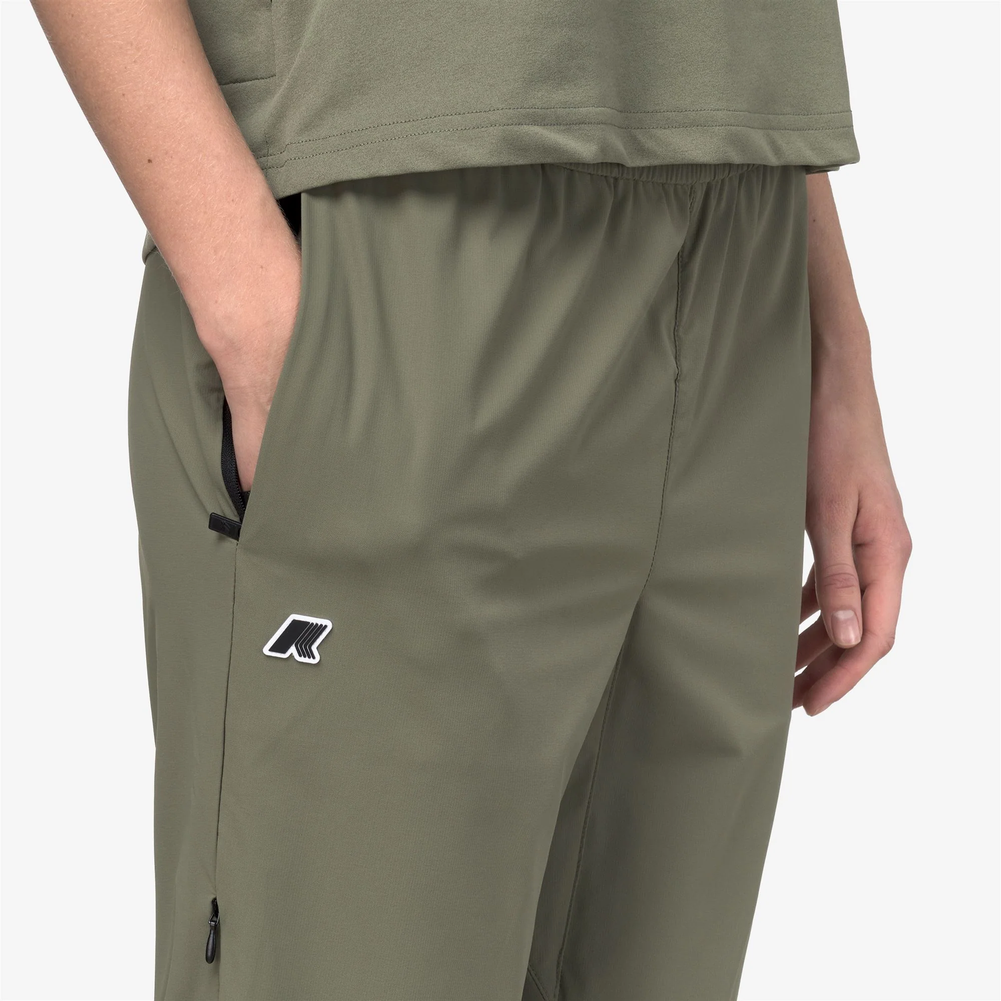 MERAGER TRAVEL - Pants - Sport Trousers - Unisex - GREEN LICHEN - Image 3