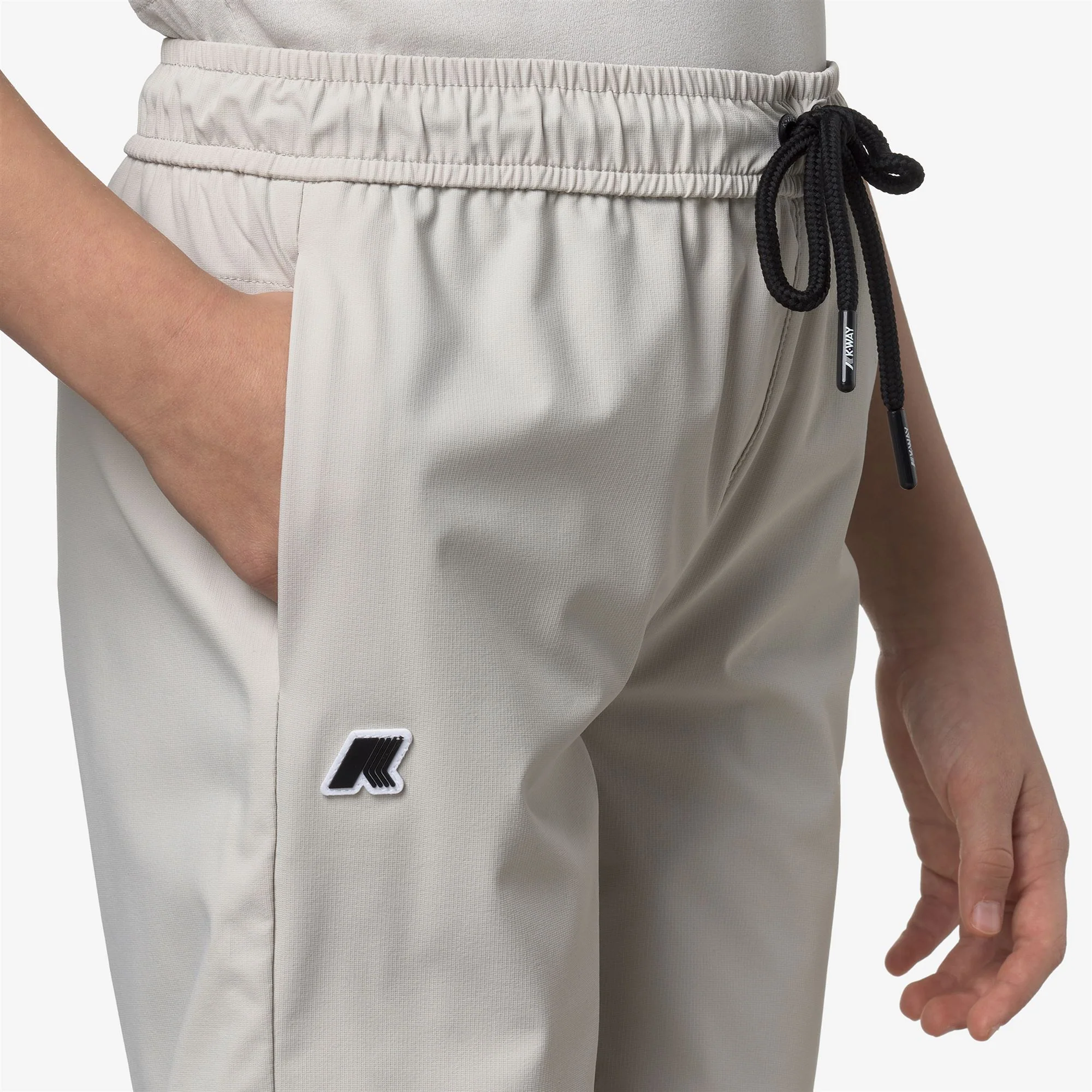 P. NESILIER TRAVEL - Shorts - Sport  Shorts - Kid unisex - BEIGE LT - Image 3