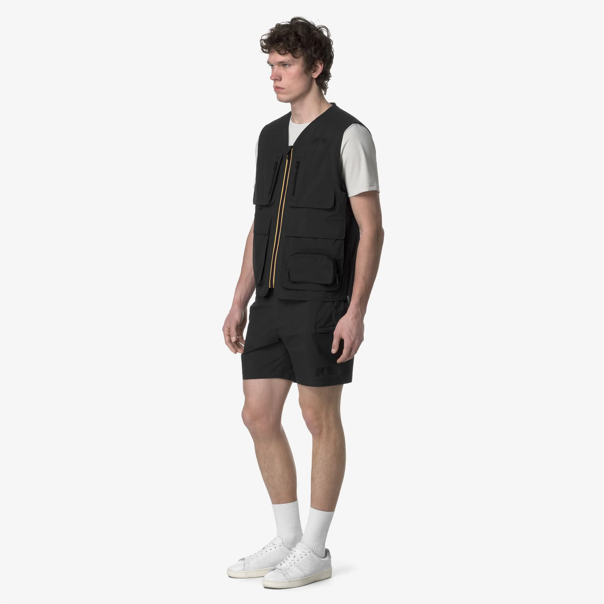 TAPRINNE CORAL GARDENERS - Shorts - Cargo - Man - BLACK PURE - Image 4