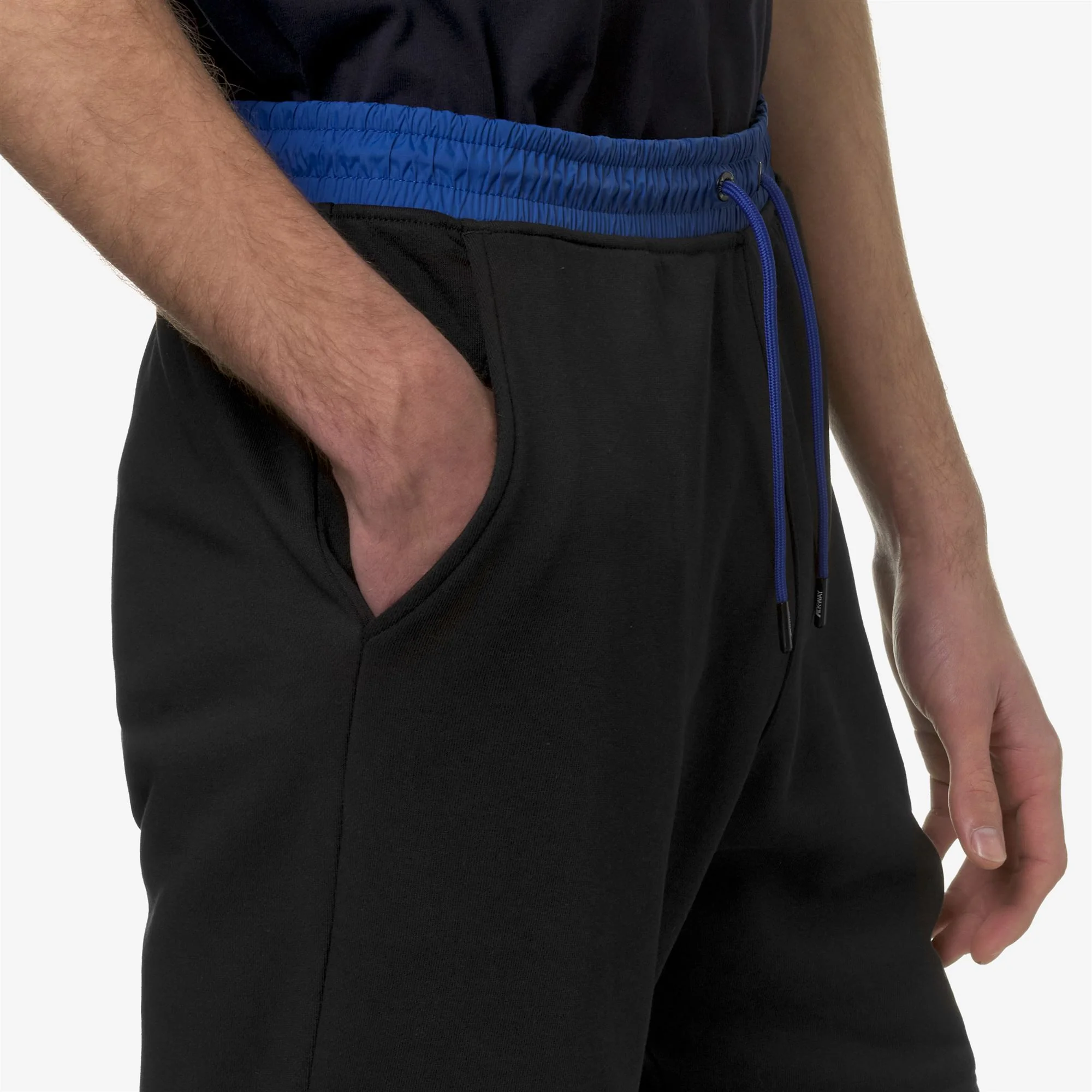LE VRAI NESTOR NYLON PC - Shorts - Sport  Shorts - Unisex - BLACK PURE-BLUE ROYAL MARINE - Image 2
