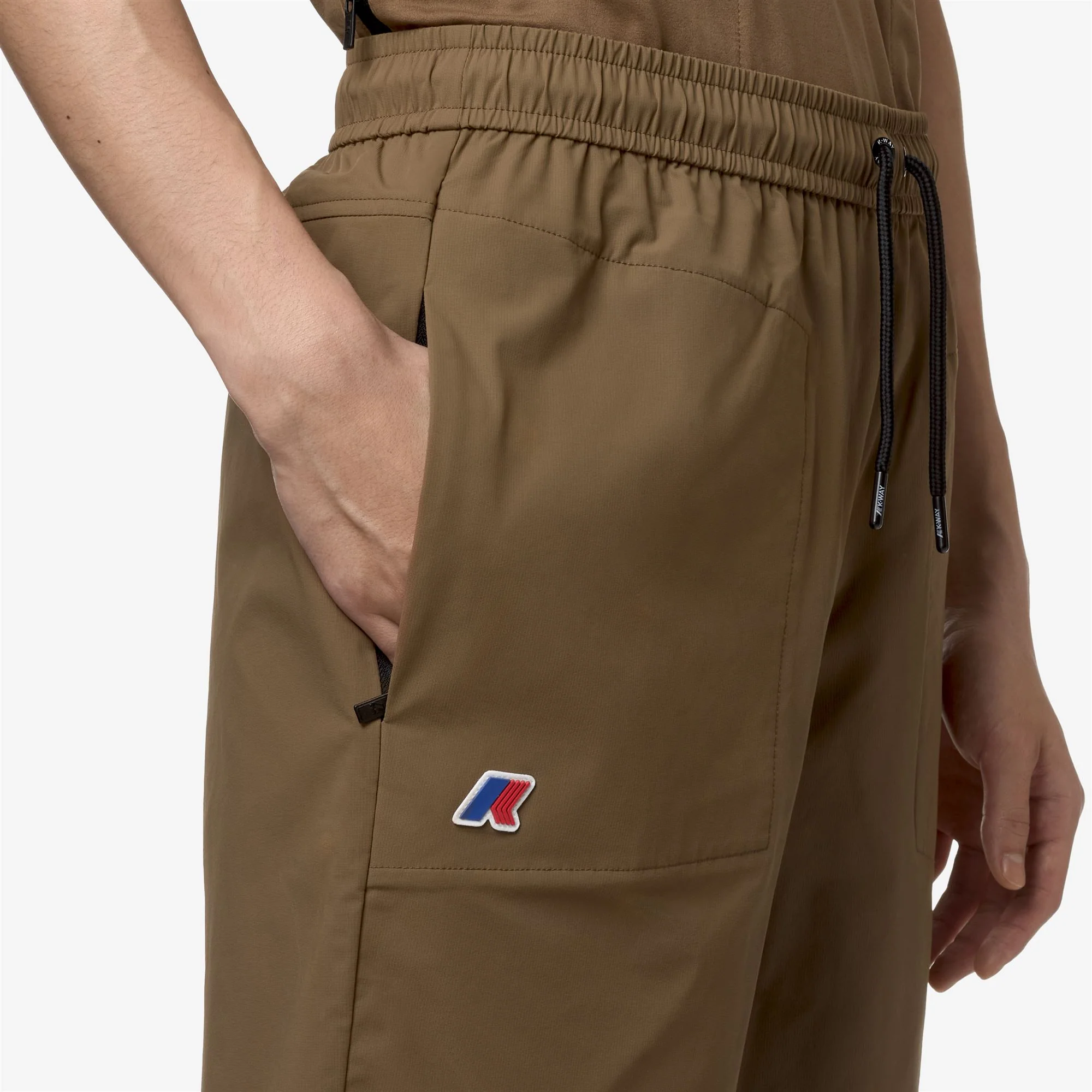 NESTY TRAVEL - Shorts - Sport  Shorts - Unisex - BROWN CORDA - Image 3